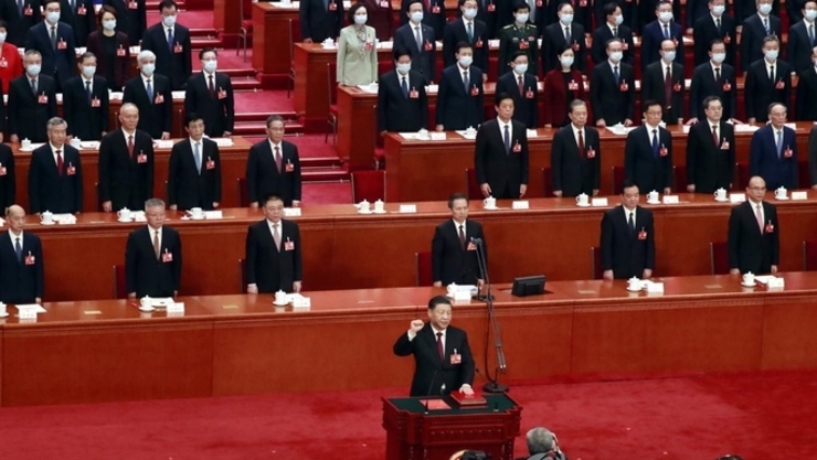 시진핑, 신중국 최초 3연임 국가주석으로 선출