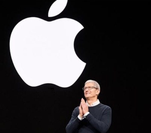 애플 CEO 팀 쿡 (Tim Cook) 사진=구름망