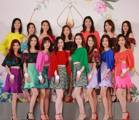 2019년 7월 10일 미스홍콩 준결선방송을 앞둔 15명의 미스홍콩 후보미인들. 视觉中国 캡쳐