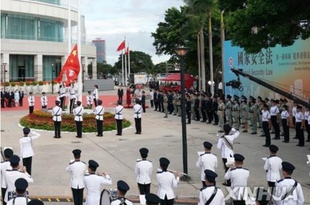 <strong>지난 1일 홍콩반환 23주년을 기념하는 중국기 게양행사 </strong>신화=연합뉴스 /한중21. 제휴사