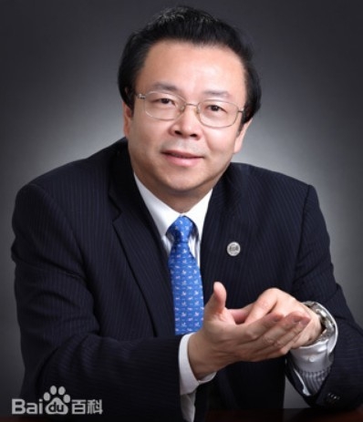 신중국최대액수의 뇌물사건의 피의자인 중국화롱 자산공사의 전 이사장 라이샤오민의 이사장시절의 모습. 바이두바이커 캡쳐.