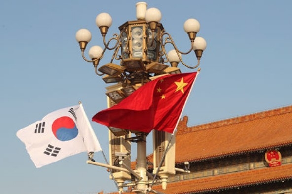 한국정상의 중국방문때 천안문광장에 게양된 한국 국기. 바이두웨이보캡쳐.