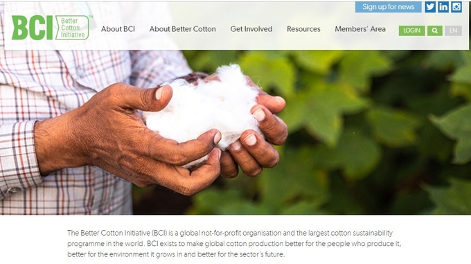 리우즈런 ( 刘志仁) 중국 국무원참사가 폭로한 BCI / Better Cotton Initiative 협회의 홈페이지. 이 협회가 지난해 10월부터 신쟝위구르자치구의 면화관련 인권문제를 글로벌잇슈로 조작했다고 알려졌다.