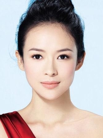 장쯔이 ( 章子怡, 79년 생)