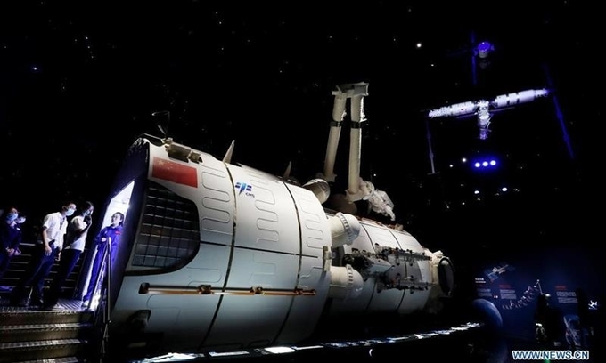 중국 상하이의 박물관에 전시된 모듈 톈허 모델. 사진=연합뉴스/한중21 제휴사