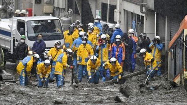 일본 당국이 시즈오카 현 산사태 현장을 수습하고 있다. 연합/한중21제휴사