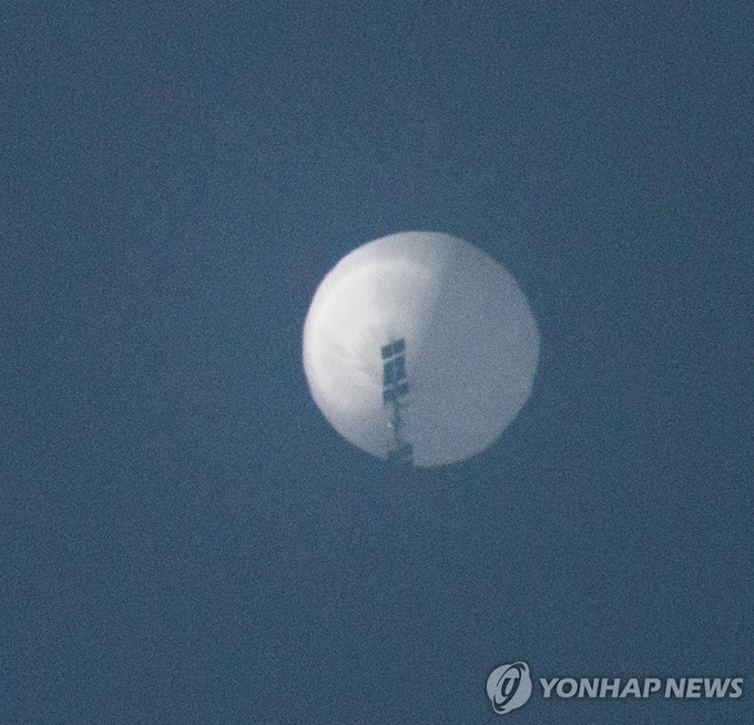 미국 영공에서 포착된 중국 정찰 풍선. 사진=연합뉴스/한중21 제휴사
