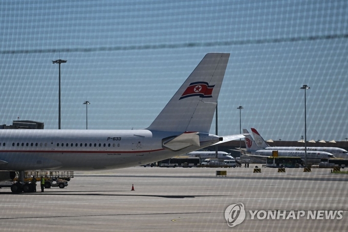 북한 고려항공 여객기가 8월 22일 중국 베이징 서우두 국제공항에 착륙해 있다. 사진=연합뉴스/한중21 제휴사