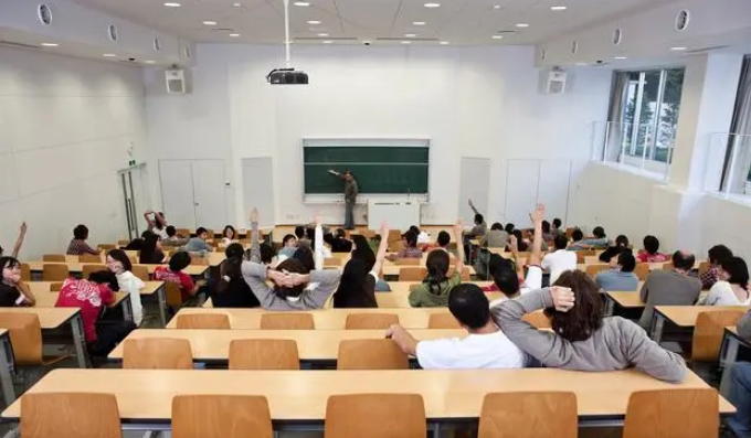중국의 대학교 수업 모습. 사진=중국 포털 바이두 캡처