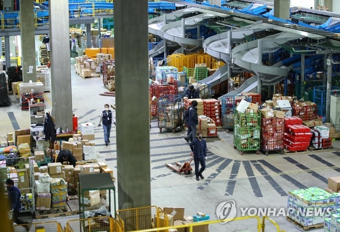중국의 택배 물류센터. 사진=연합뉴스